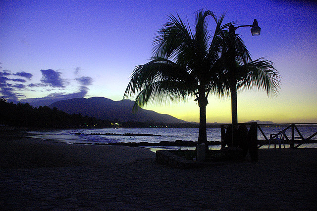 Auringonlasku, Playa Dorada